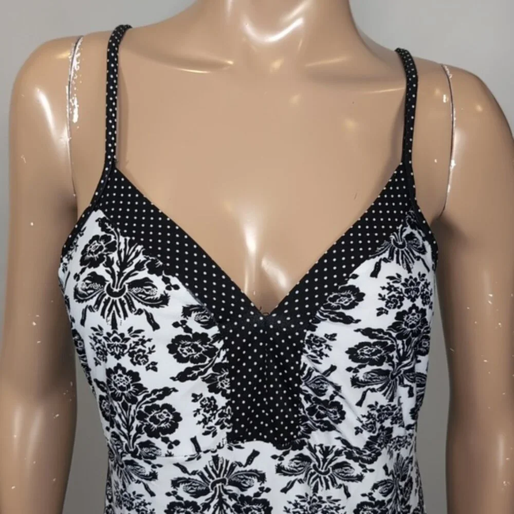 💠Laura Ashley Sleepwear Set Womens Size Large Black White Damask Robe Dress PJs - Picture 3 of 14